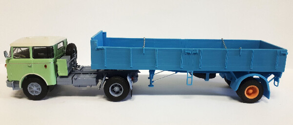 AP019 BSS N-14V Valníkový návěs